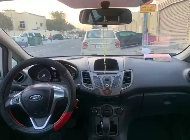 Gebraucht Ford Fiesta Zu verkaufen in Doha #5290 - 1  image 